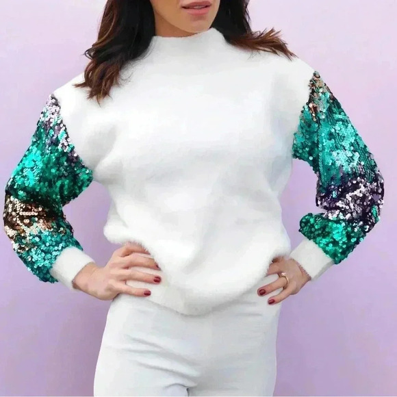 Wishlist Tops - 083 Wishlist | NWT Chic White Faux-Fur Sweater with Sequin Sleeves (Size S/M)